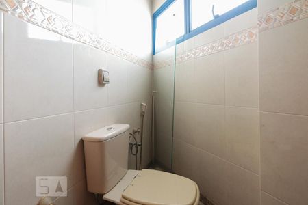 Apartamento para alugar com 180m², 3 quartos e 4 vagasBanheiro Suíte 2