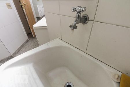 Apartamento para alugar com 180m², 3 quartos e 4 vagasÁrea de serviço 