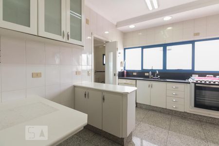 Apartamento para alugar com 180m², 3 quartos e 4 vagasCozinha 