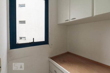 Apartamento para alugar com 180m², 3 quartos e 4 vagasQuarto de serviço 