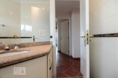 Apartamento para alugar com 180m², 3 quartos e 4 vagasBanheiro Social 