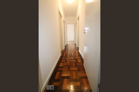 Apartamento para alugar com 94m², 3 quartos e sem vagaCorredor