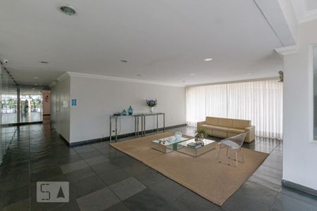 Hall de Entrada de apartamento à venda com 2 quartos, 85m² em Campo Belo, São Paulo