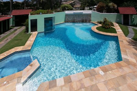 Casa de condomínio à venda com 450m², 2 quartos e 9 vagas Casa de condomínio à venda com 450m², 2 quartos e 9 vagasVista da Suíte 2