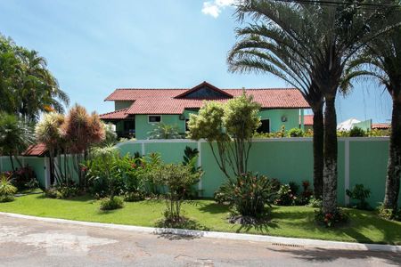Casa de condomínio à venda com 450m², 2 quartos e 9 vagas Casa de condomínio à venda com 450m², 2 quartos e 9 vagasFachada