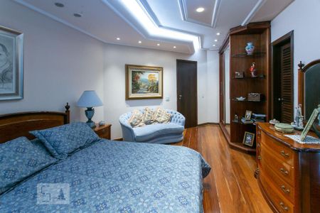 Casa de condomínio à venda com 450m², 2 quartos e 9 vagas Casa de condomínio à venda com 450m², 2 quartos e 9 vagasSuíte 1 - Master