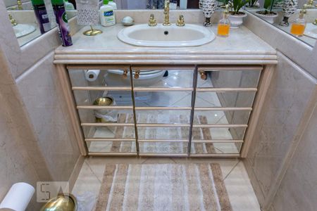 Casa de condomínio à venda com 450m², 2 quartos e 9 vagas Casa de condomínio à venda com 450m², 2 quartos e 9 vagasLavabo Social