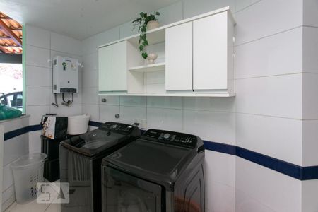 Casa de condomínio à venda com 450m², 2 quartos e 9 vagas Casa de condomínio à venda com 450m², 2 quartos e 9 vagasArea de Serviço