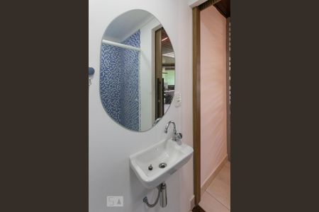 Casa de condomínio à venda com 450m², 2 quartos e 9 vagas Casa de condomínio à venda com 450m², 2 quartos e 9 vagasBanheiro do Escritório