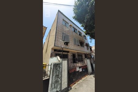 Apartamento à venda com 68m², 2 quartos e sem vaga Apartamento à venda com 68m², 2 quartos e sem vagaFachada
