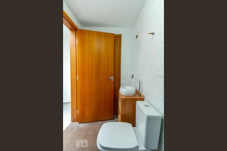 Casa à venda com 135m², 3 quartos e 2 vagasBanheiro