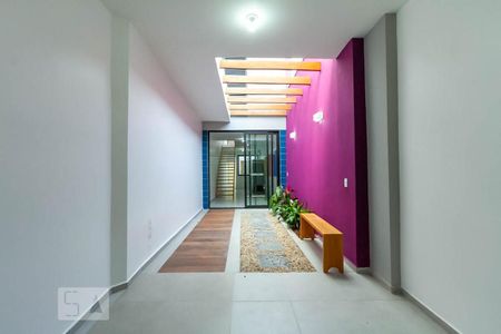 Casa à venda com 135m², 3 quartos e 2 vagasGaragem