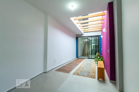 Casa à venda com 135m², 3 quartos e 2 vagasGaragem
