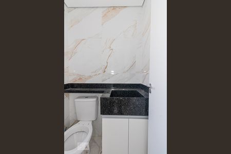 Apartamento à venda com 42m², 2 quartos e 1 vaga Apartamento à venda com 42m², 2 quartos e 1 vagaBanheiro