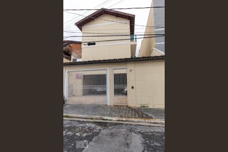 Casa de condomínio à venda com 87m², 3 quartos e 1 vagaFachada