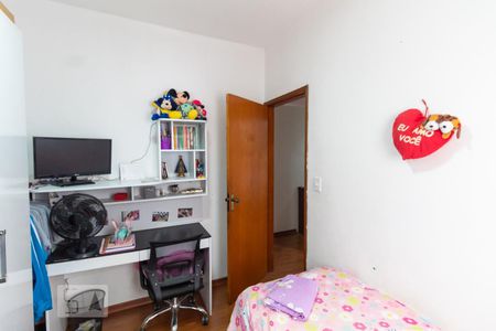 Casa de condomínio à venda com 87m², 3 quartos e 1 vagaQuarto 2