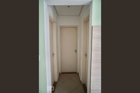 Corredor de apartamento para alugar com 2 quartos, 68m² em Campestre, Santo André