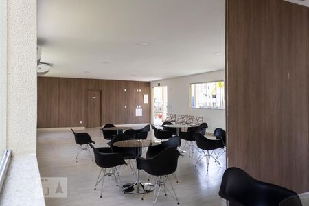 Apartamento para alugar com 46m², 2 quartos e 1 vagaÁrea comum - Salão de festas