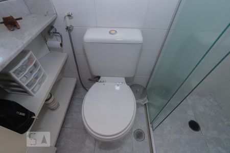 Apartamento para alugar com 64m², 1 quarto e 1 vaga Apartamento para alugar com 64m², 1 quarto e 1 vagaBanheiro da Suíte