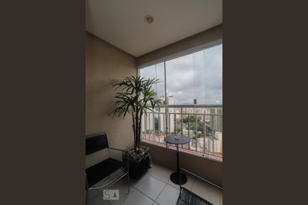 Apartamento para alugar com 64m², 1 quarto e 1 vaga Apartamento para alugar com 64m², 1 quarto e 1 vagaVaranda