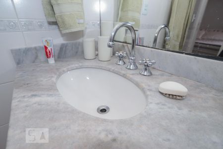 Apartamento para alugar com 64m², 1 quarto e 1 vaga Apartamento para alugar com 64m², 1 quarto e 1 vagaBanheiro da Suíte
