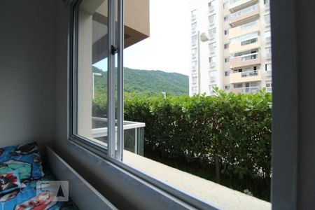 Apartamento à venda com 98m², 2 quartos e 1 vagaQuarto 2