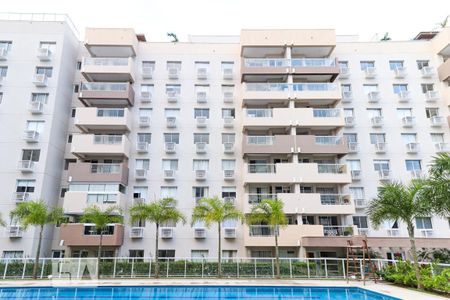 Apartamento à venda com 98m², 2 quartos e 1 vaga Apartamento à venda com 98m², 2 quartos e 1 vagaFachada