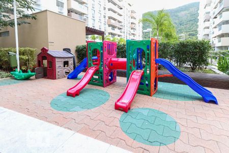 Apartamento à venda com 98m², 2 quartos e 1 vaga Apartamento à venda com 98m², 2 quartos e 1 vagaÁrea comum