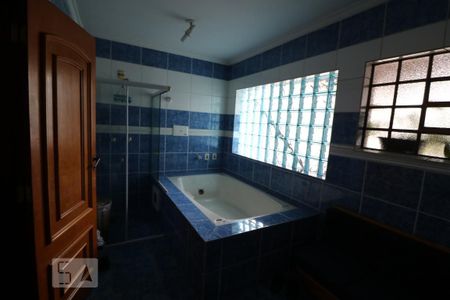 Casa à venda com 300m², 5 quartos e 4 vagasBanheiro 2