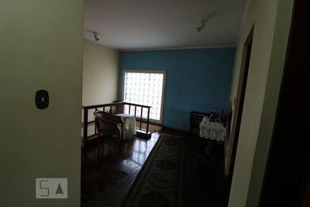 Casa à venda com 300m², 5 quartos e 4 vagasHall