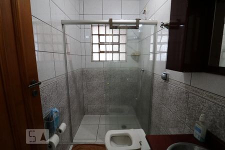 Casa à venda com 300m², 5 quartos e 4 vagasBanheiro 3