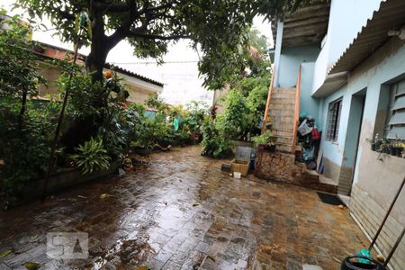 Casa à venda com 300m², 5 quartos e 4 vagasQuintal