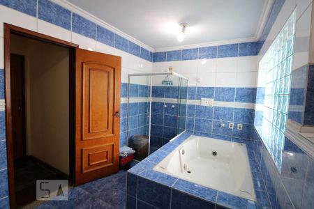 Casa à venda com 300m², 5 quartos e 4 vagasBanheiro 2