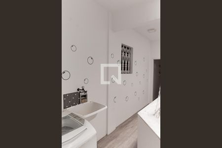 Apartamento para alugar com 132m², 3 quartos e 1 vagaÁrea de Serviço