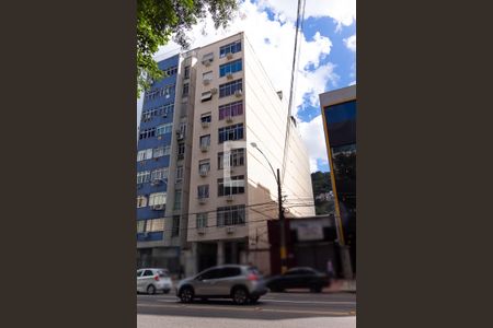 Apartamento para alugar com 132m², 3 quartos e 1 vagaFachada