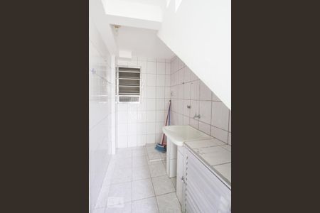 Casa à venda com 115m², 2 quartos e 2 vagasÁrea de Serviço