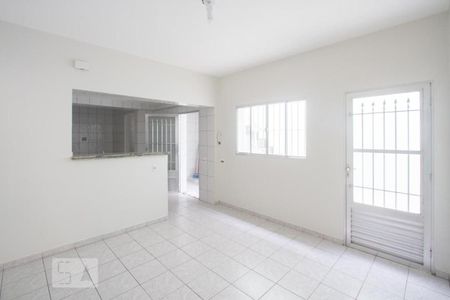 Casa à venda com 115m², 2 quartos e 2 vagasCopa