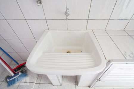 Casa à venda com 115m², 2 quartos e 2 vagasDetalhe Área de Serviço