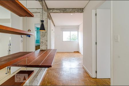 Sala de apartamento para alugar com 2 quartos, 60m² em Vila Madalena, São Paulo