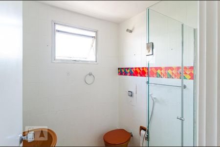 Apartamento à venda com 70m², 2 quartos e 1 vaga Apartamento à venda com 70m², 2 quartos e 1 vagaBanheiro Social
