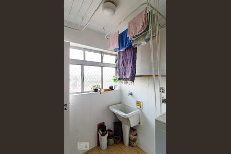 Apartamento à venda com 70m², 2 quartos e 1 vaga Apartamento à venda com 70m², 2 quartos e 1 vagaLavanderia