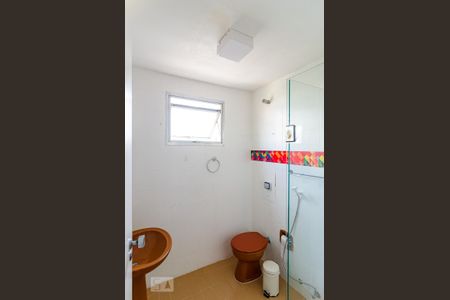 Apartamento à venda com 70m², 2 quartos e 1 vaga Apartamento à venda com 70m², 2 quartos e 1 vagaBanheiro Social