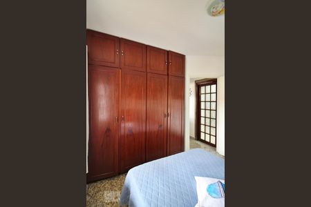 Casa à venda com 207m², 3 quartos e 4 vagasQuarto 3 