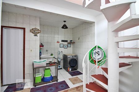 Casa à venda com 207m², 3 quartos e 4 vagasLavanderia