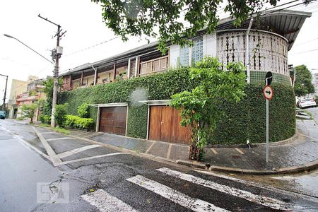 Casa à venda com 207m², 3 quartos e 4 vagasFachada