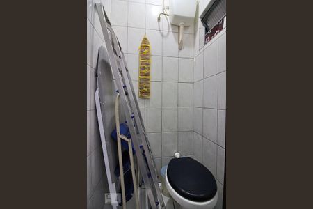 Casa à venda com 207m², 3 quartos e 4 vagasBanheiro de Serviço
