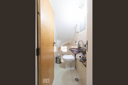 Lavabo de casa à venda com 4 quartos, 190m² em Vila Mazzei, São Paulo