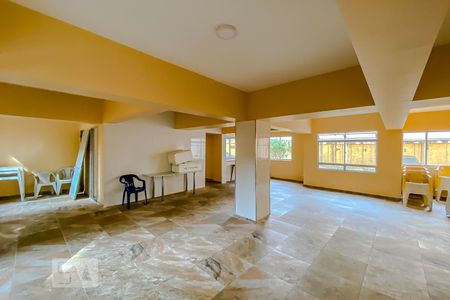 Apartamento à venda com 50m², 2 quartos e 1 vagaSalao de Festa