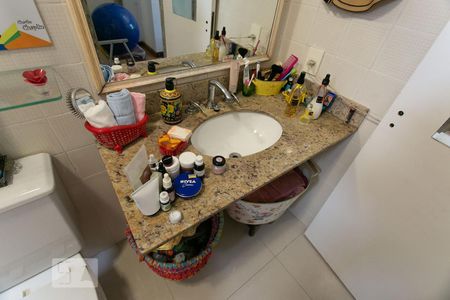 Apartamento à venda com 147m², 2 quartos e 1 vagaBanheiro da suite