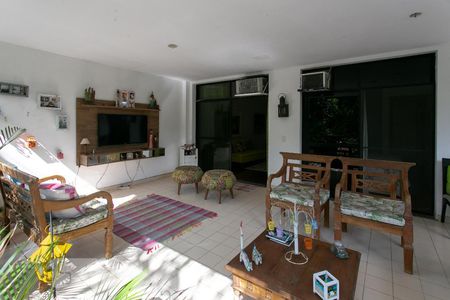 Apartamento à venda com 147m², 2 quartos e 1 vagaVaranda da Sala